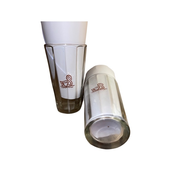 Vintage SWAN LAGER Heavy Beer Glasses from Australia: Set of 2: Retro Glassware - Picture 2 of 3